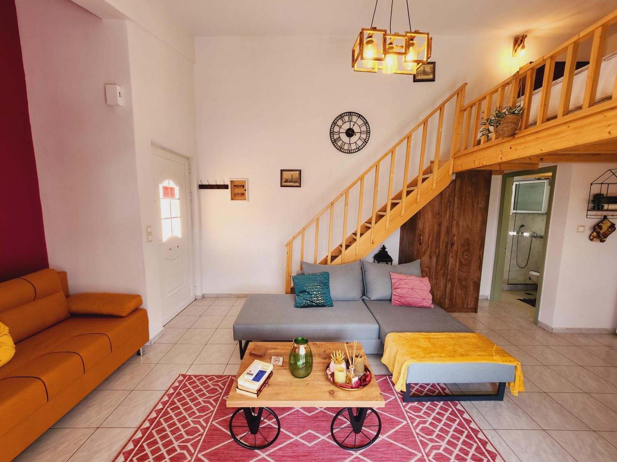 Luxury Loft Apartment Vivian パトラ エクステリア 写真