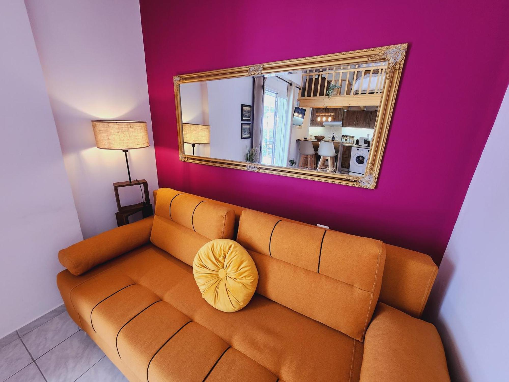 Luxury Loft Apartment Vivian パトラ エクステリア 写真