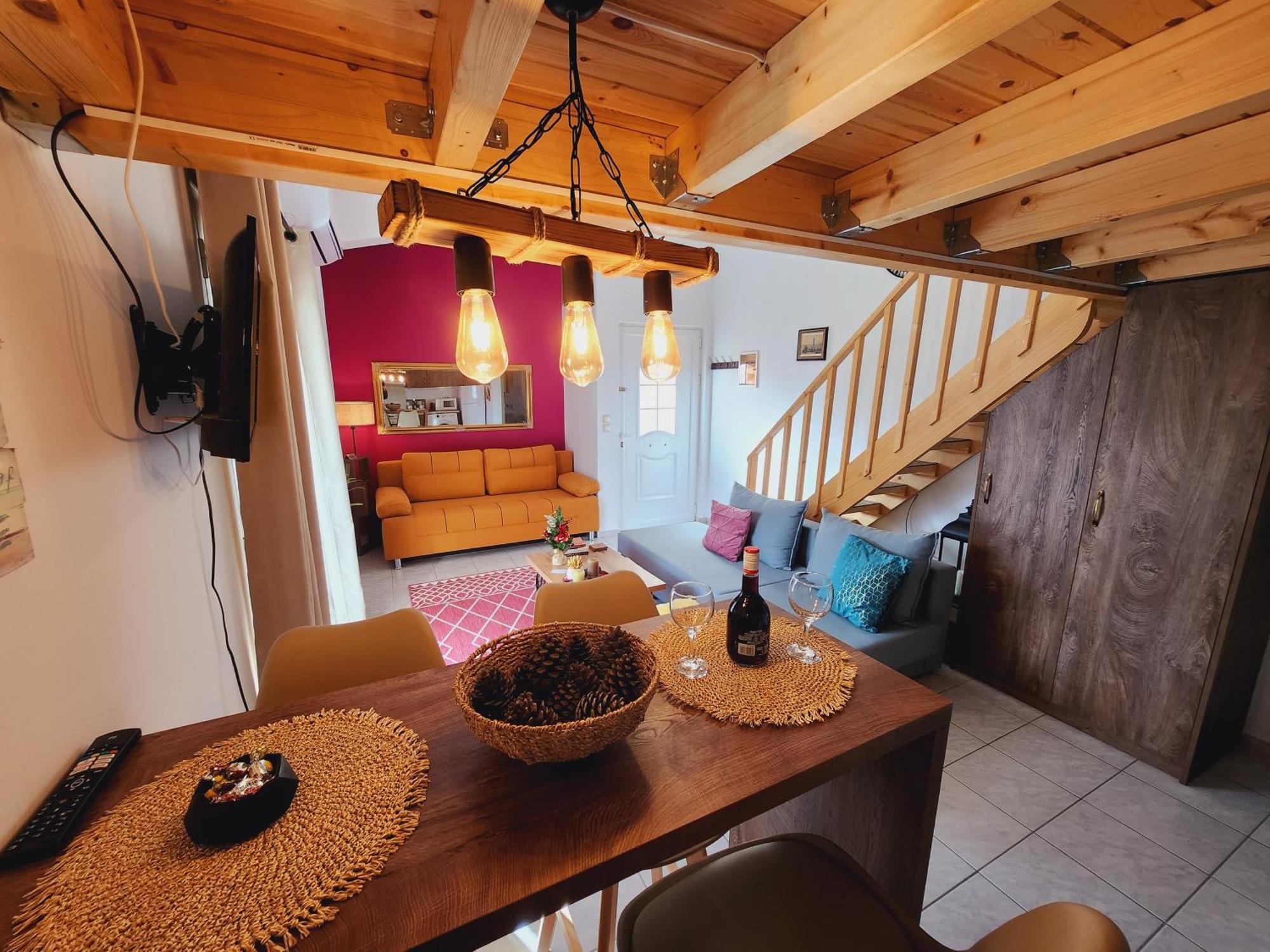 Luxury Loft Apartment Vivian パトラ エクステリア 写真