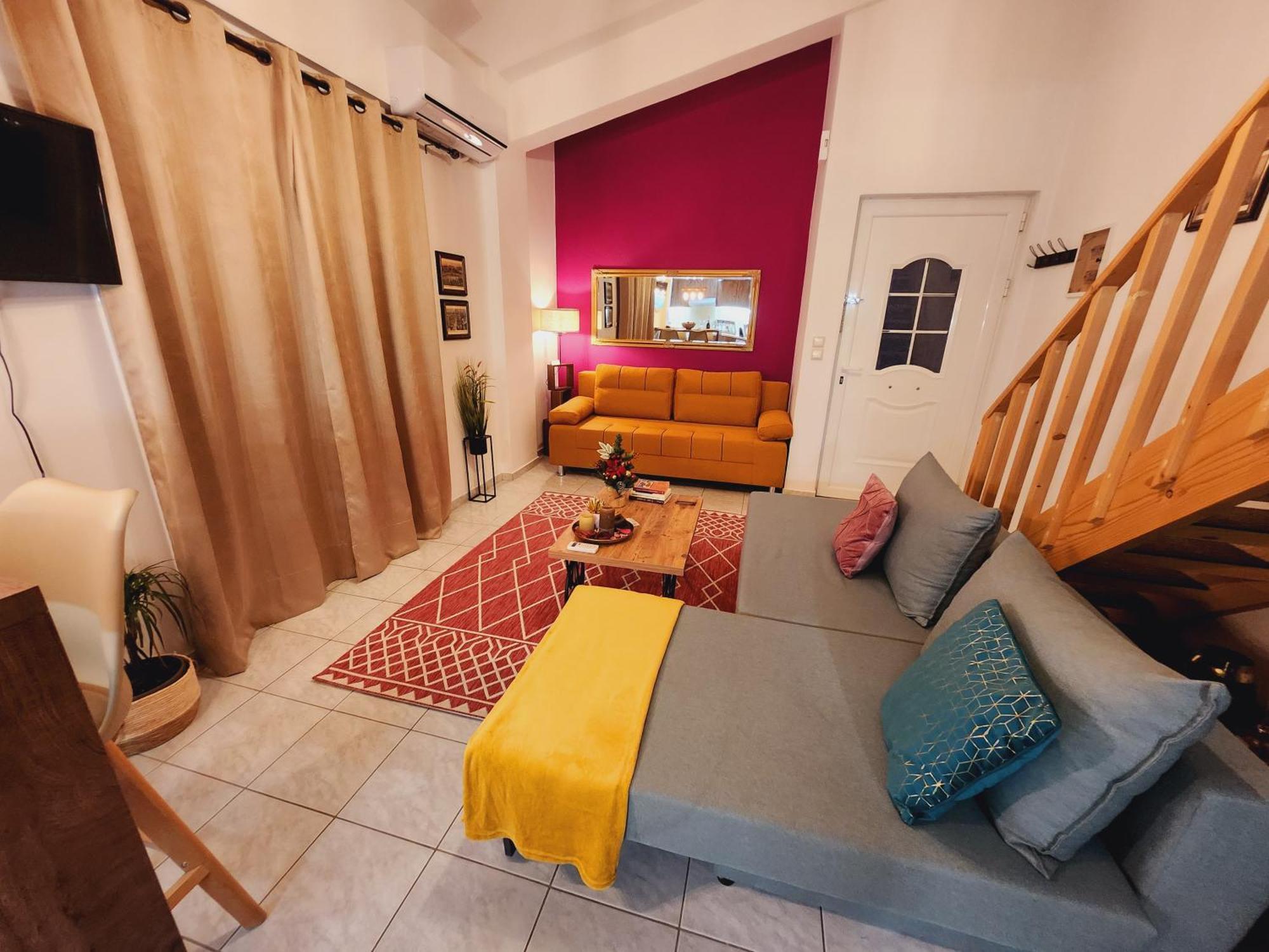 Luxury Loft Apartment Vivian パトラ エクステリア 写真