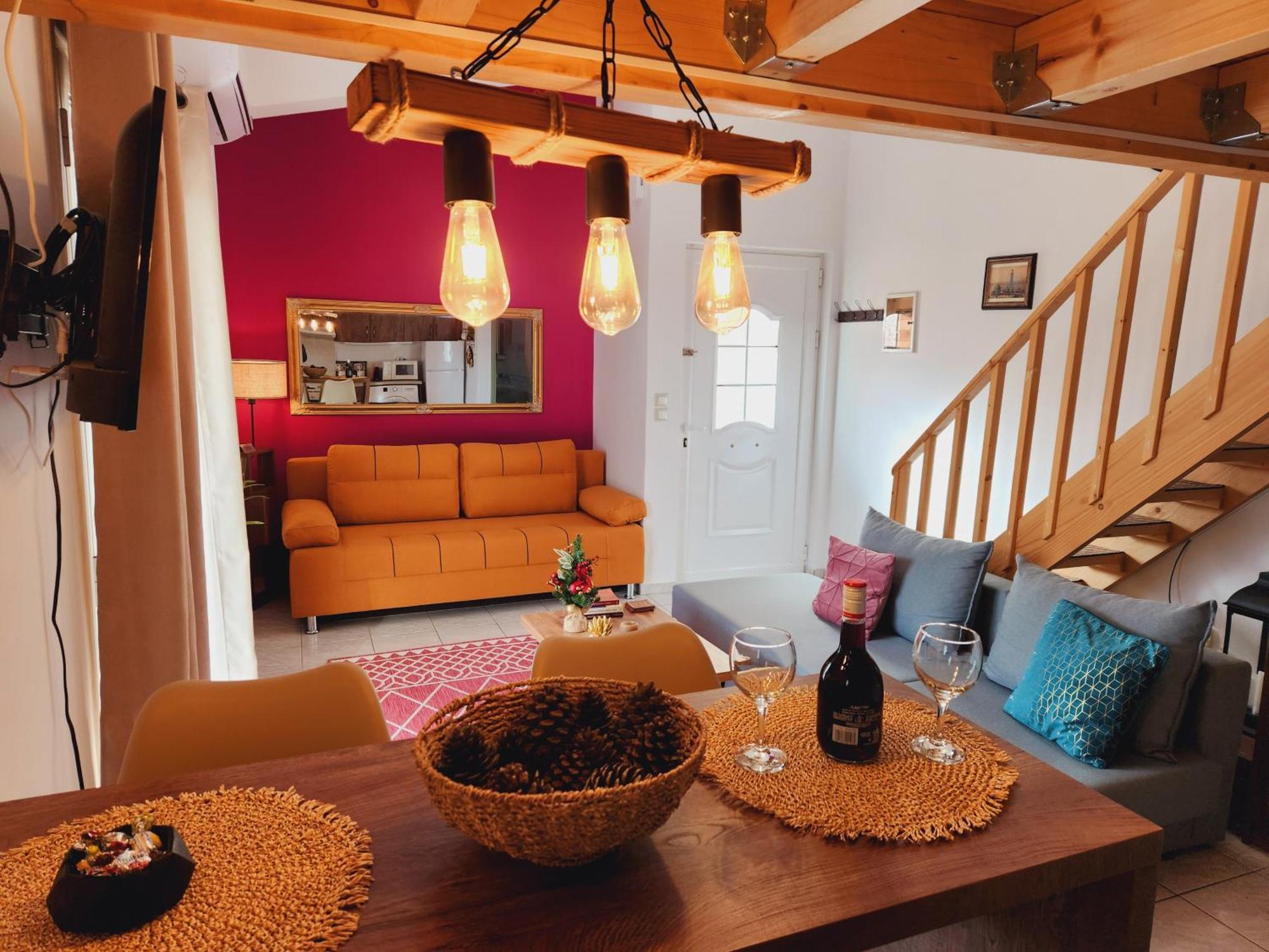 Luxury Loft Apartment Vivian パトラ エクステリア 写真